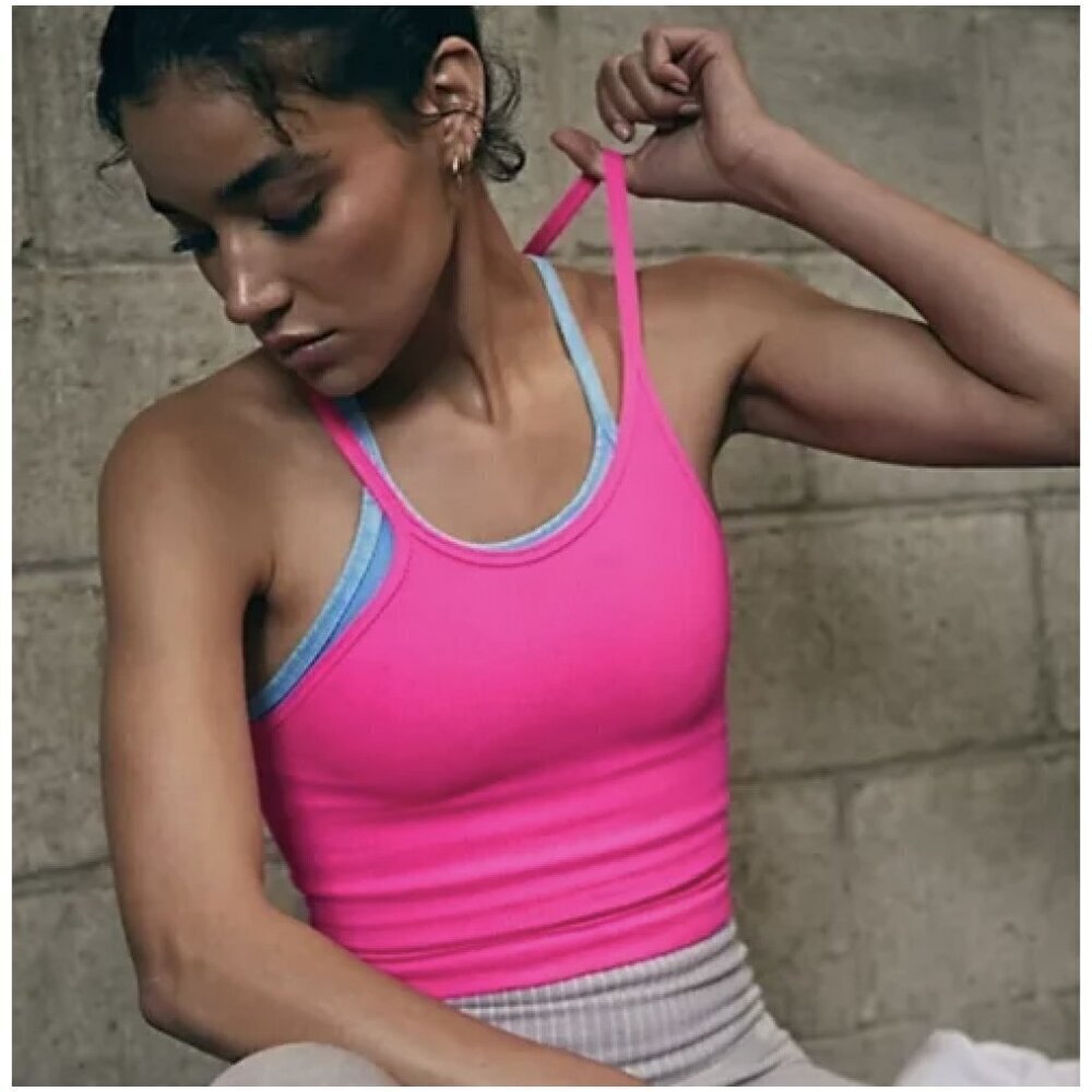 FREE PEOPLE Movement Happiness Runs Crop Tank in Hot Pink X-Small/Small
